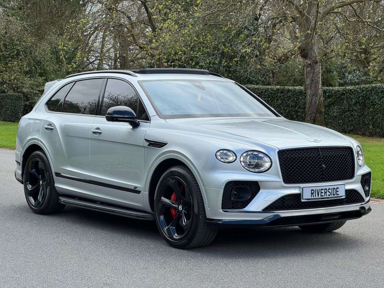 A 2024 BENTLEY BENTAYGA 4.0 V8 S SUV 5dr Petrol Auto 4WD Euro 6 (s/s) (550 ps) A 2024 BENTLEY BENTAYGA 4.0 V8 S SUV 5dr Petrol Auto 4WD Euro 6 (s/s) (550 ps)