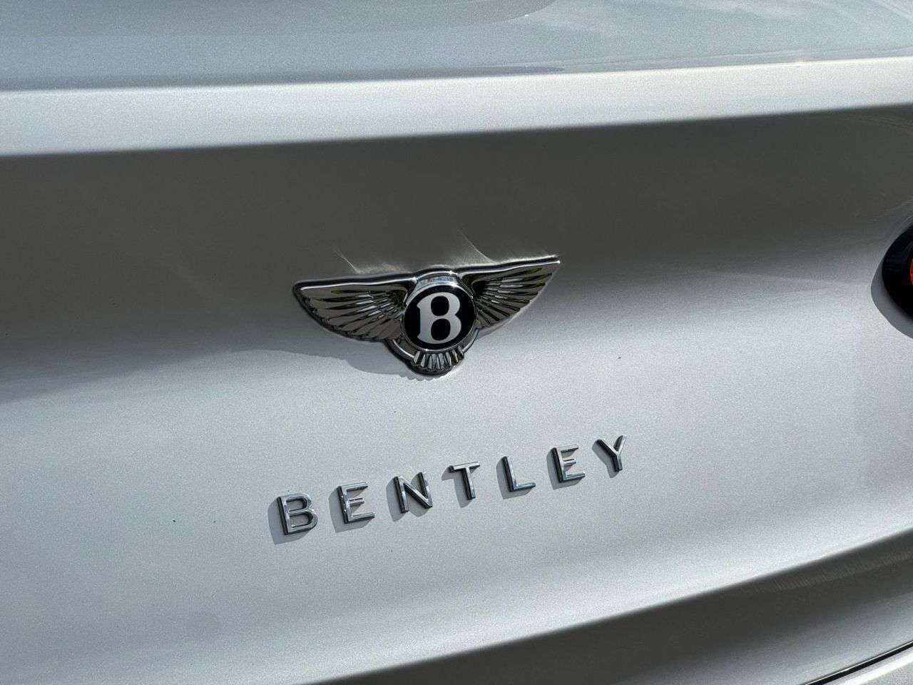 2024 BENTLEY BENTAYGA 2024 BENTLEY BENTAYGA