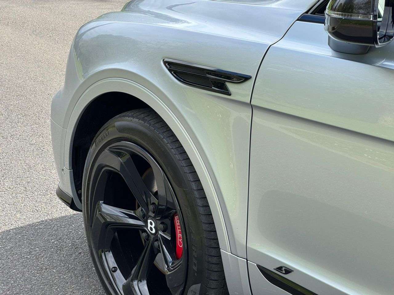 2024 BENTLEY BENTAYGA 2024 BENTLEY BENTAYGA