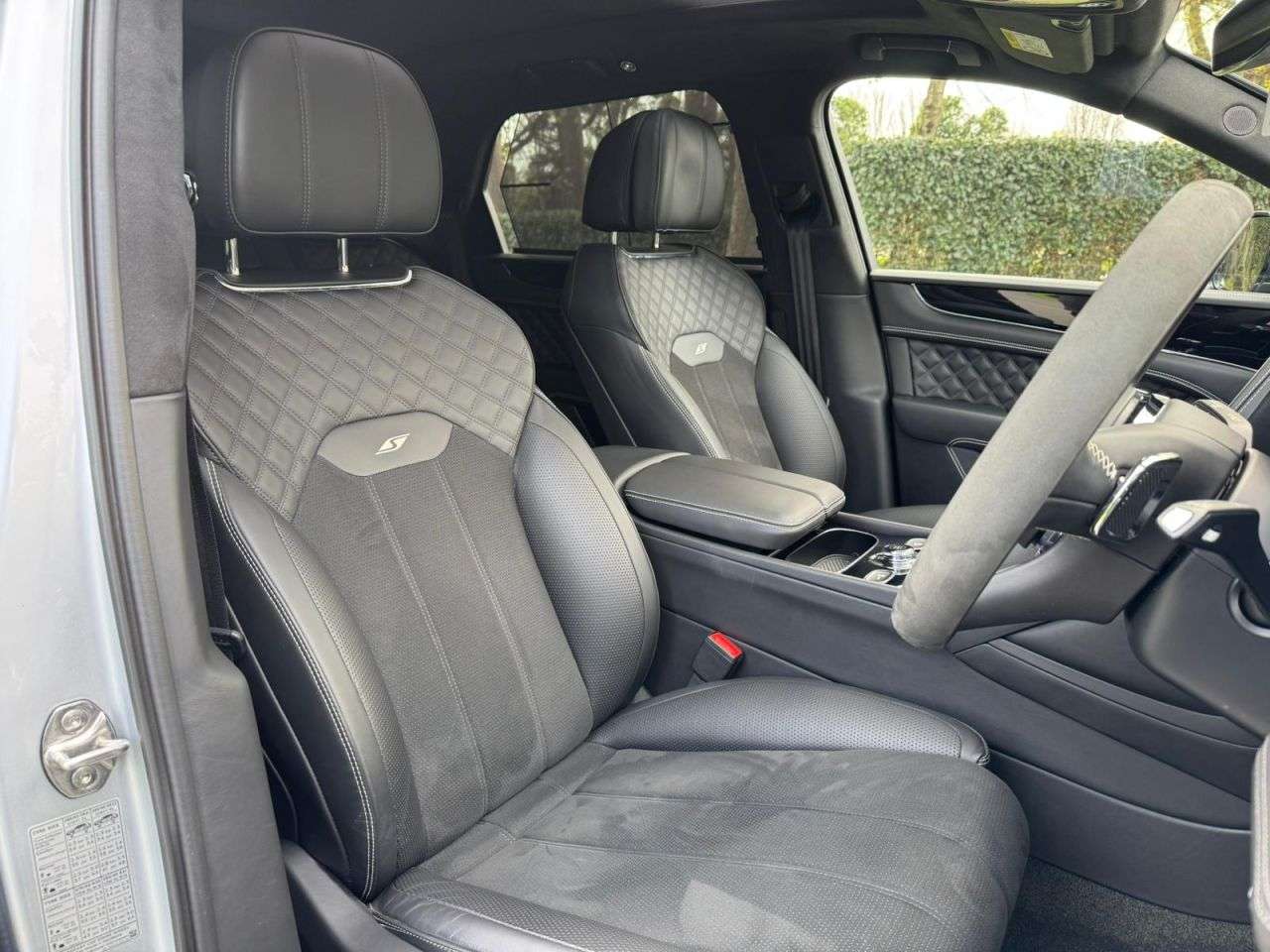 2024 BENTLEY BENTAYGA 2024 BENTLEY BENTAYGA