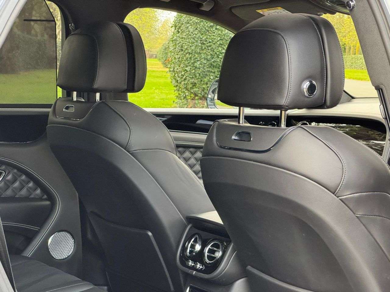 2024 BENTLEY BENTAYGA 2024 BENTLEY BENTAYGA