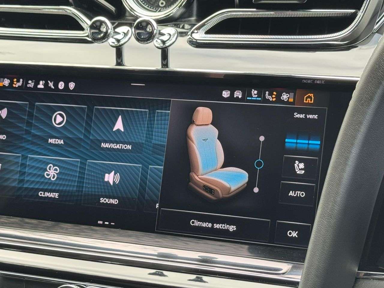 2024 BENTLEY BENTAYGA 2024 BENTLEY BENTAYGA