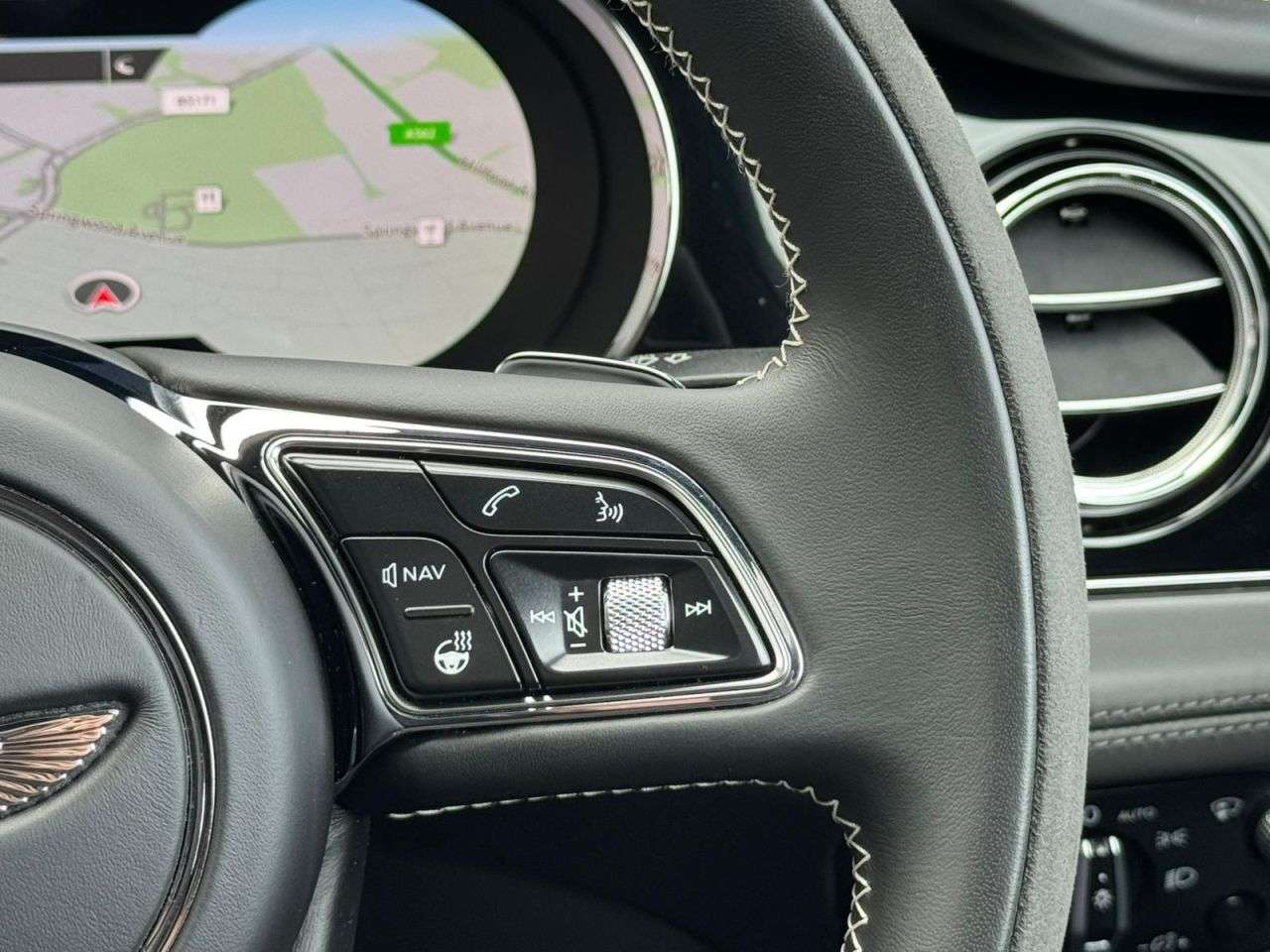 2024 BENTLEY BENTAYGA 2024 BENTLEY BENTAYGA