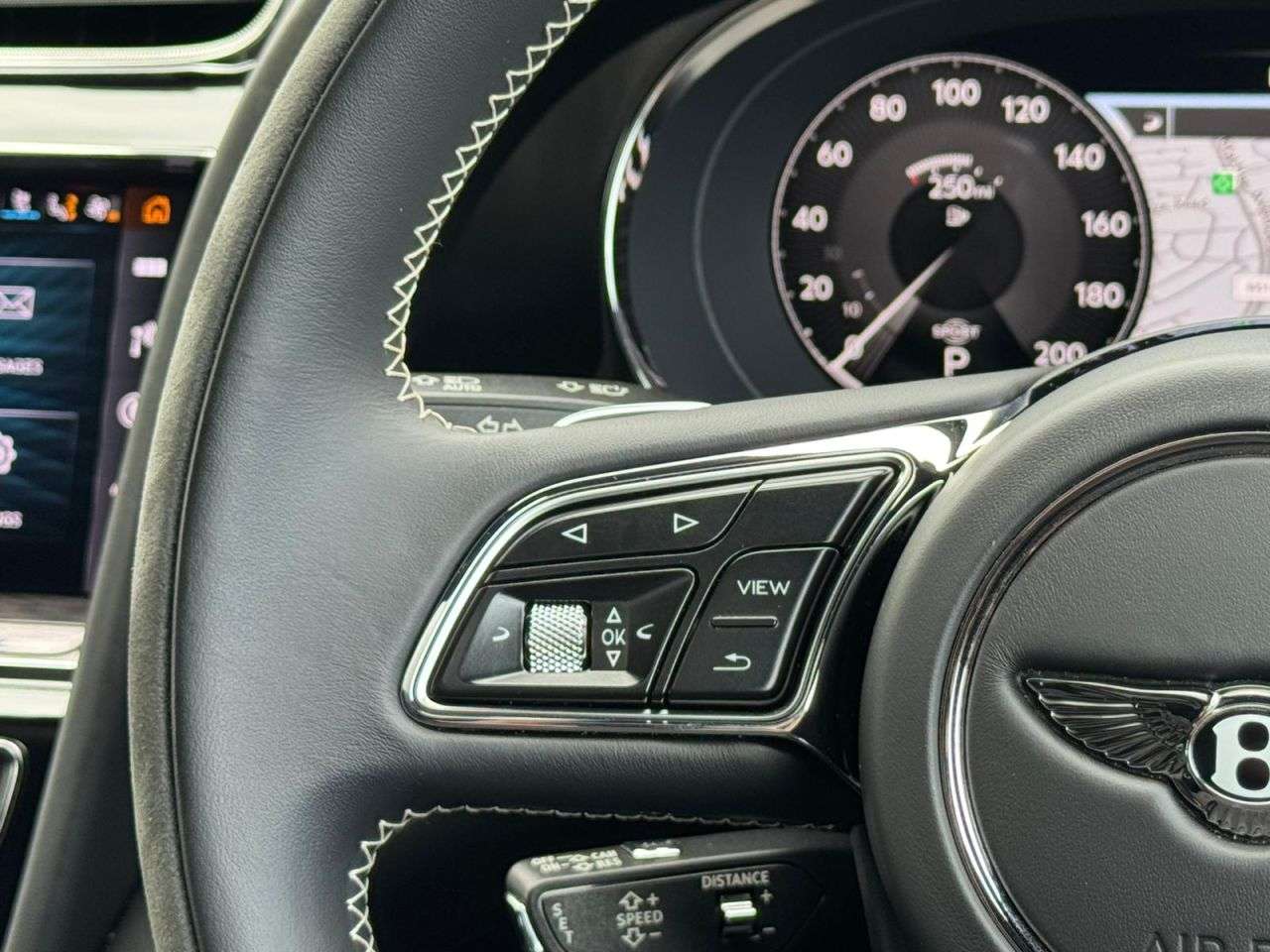 2024 BENTLEY BENTAYGA 2024 BENTLEY BENTAYGA