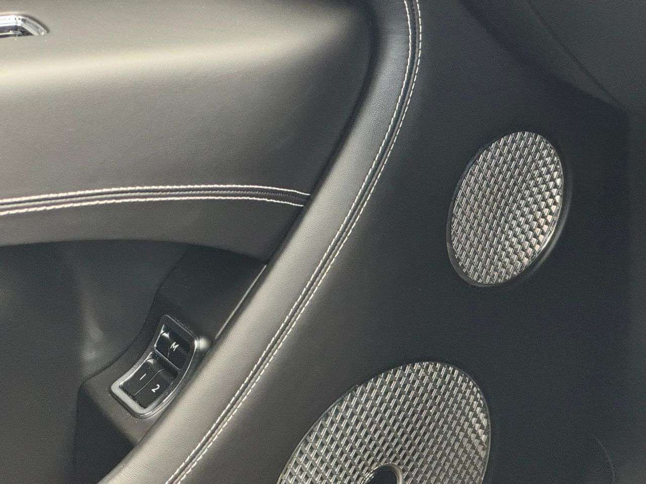 2024 BENTLEY BENTAYGA 2024 BENTLEY BENTAYGA