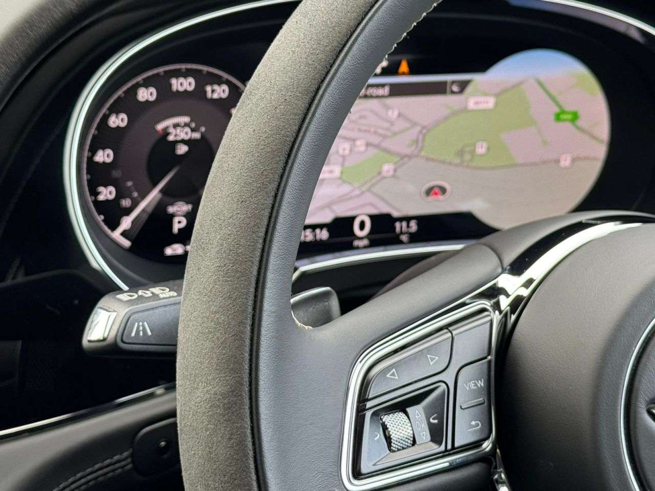 2024 BENTLEY BENTAYGA 2024 BENTLEY BENTAYGA