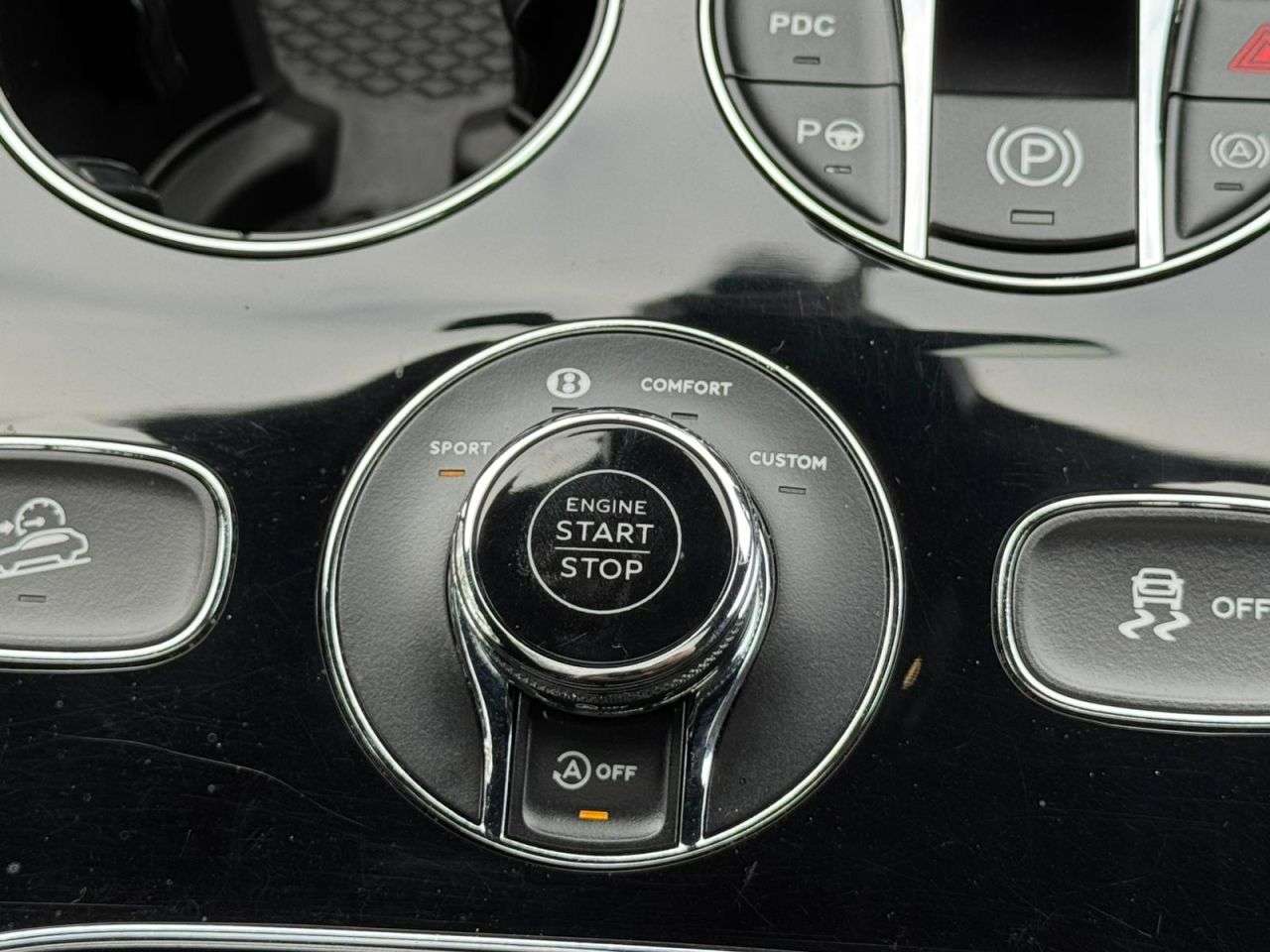 2024 BENTLEY BENTAYGA 2024 BENTLEY BENTAYGA