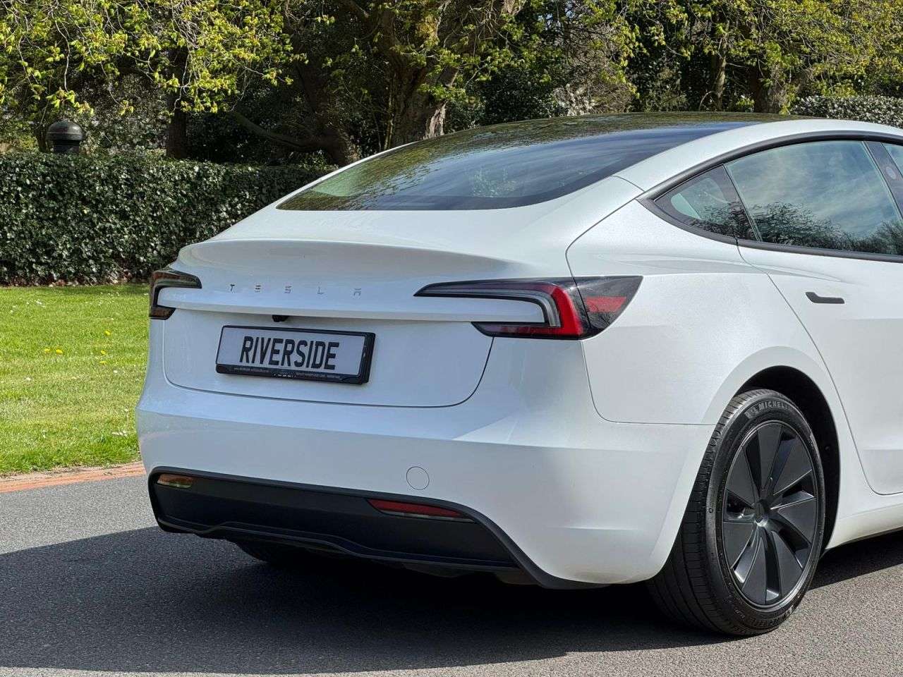 2025 TESLA MODEL 3 2025 TESLA MODEL 3