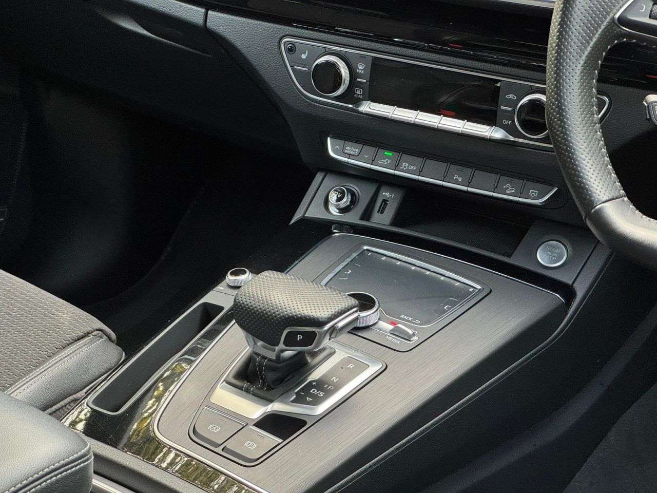 2020 AUDI Q5 2020 AUDI Q5