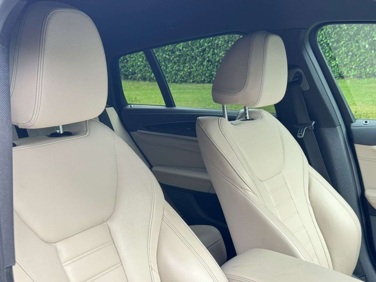 A 2019 BMW X4 3.0 M40d SUV 5dr Diesel Auto xDrive Euro 6 (s/s) (326 ps) A 2019 BMW X4 3.0 M40d SUV 5dr Diesel Auto xDrive Euro 6 (s/s) (326 ps)