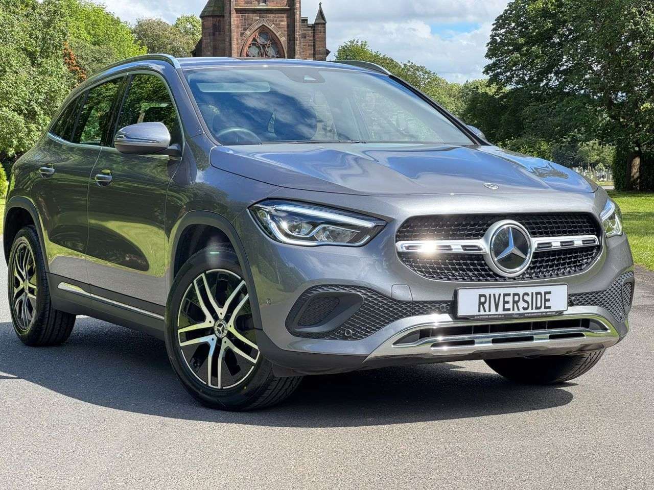 A 2022 MERCEDES-BENZ GLA 1.3 GLA200 Sport (Executive) SUV 5dr Petrol 7G-DCT Euro 6 (s/s) (163 ps) A 2022 MERCEDES-BENZ GLA 1.3 GLA200 Sport (Executive) SUV 5dr Petrol 7G-DCT Euro 6 (s/s) (163 ps)