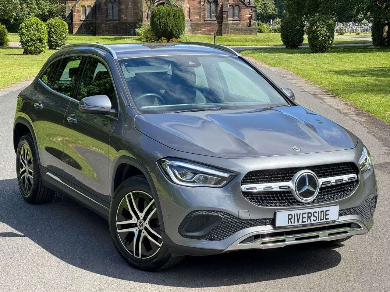 A 2022 MERCEDES-BENZ GLA 1.3 GLA200 Sport (Executive) SUV 5dr Petrol 7G-DCT Euro 6 (s/s) (163 ps) A 2022 MERCEDES-BENZ GLA 1.3 GLA200 Sport (Executive) SUV 5dr Petrol 7G-DCT Euro 6 (s/s) (163 ps)
