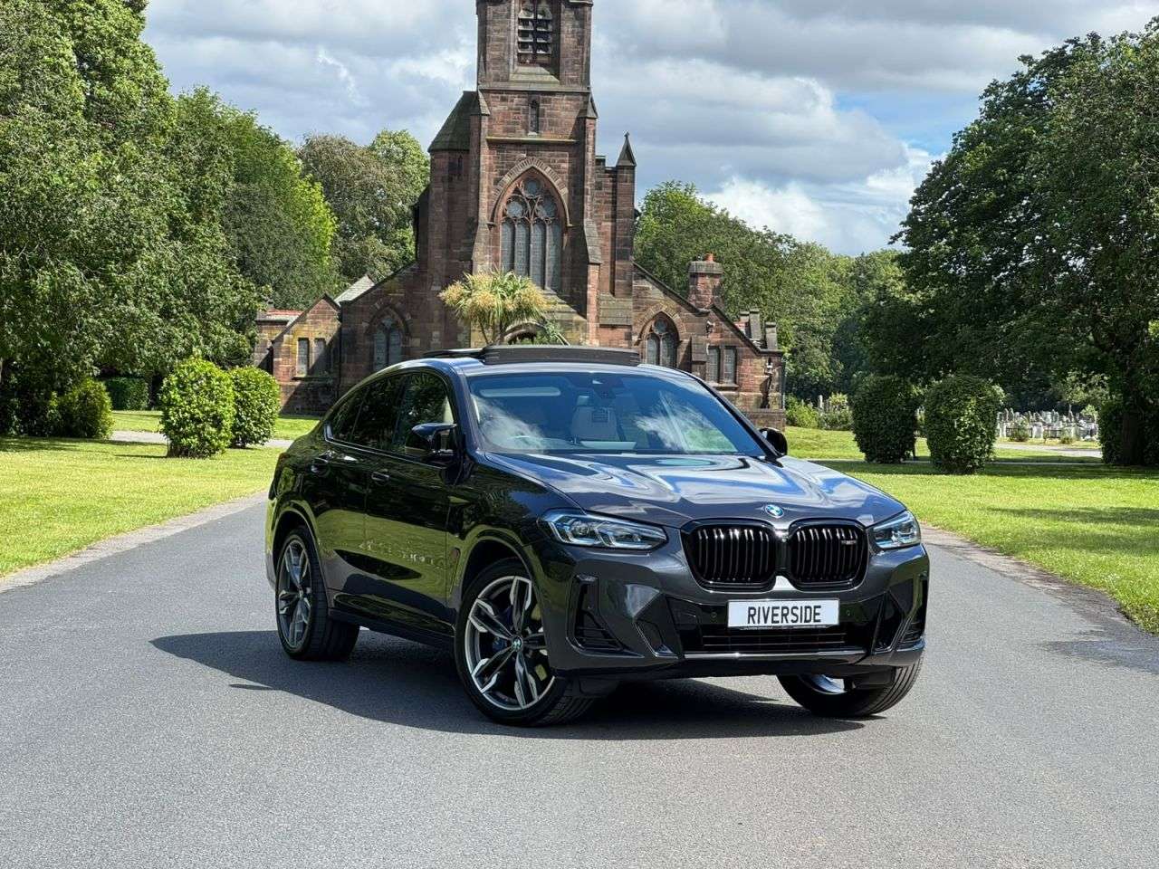 A 2021 BMW X4 3.0 M40i MHT SUV 5dr Petrol Hybrid Auto xDrive Euro 6 (s/s) (360 ps) A 2021 BMW X4 3.0 M40i MHT SUV 5dr Petrol Hybrid Auto xDrive Euro 6 (s/s) (360 ps)