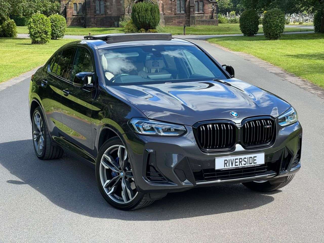 A 2021 BMW X4 3.0 M40i MHT SUV 5dr Petrol Hybrid Auto xDrive Euro 6 (s/s) (360 ps) A 2021 BMW X4 3.0 M40i MHT SUV 5dr Petrol Hybrid Auto xDrive Euro 6 (s/s) (360 ps)