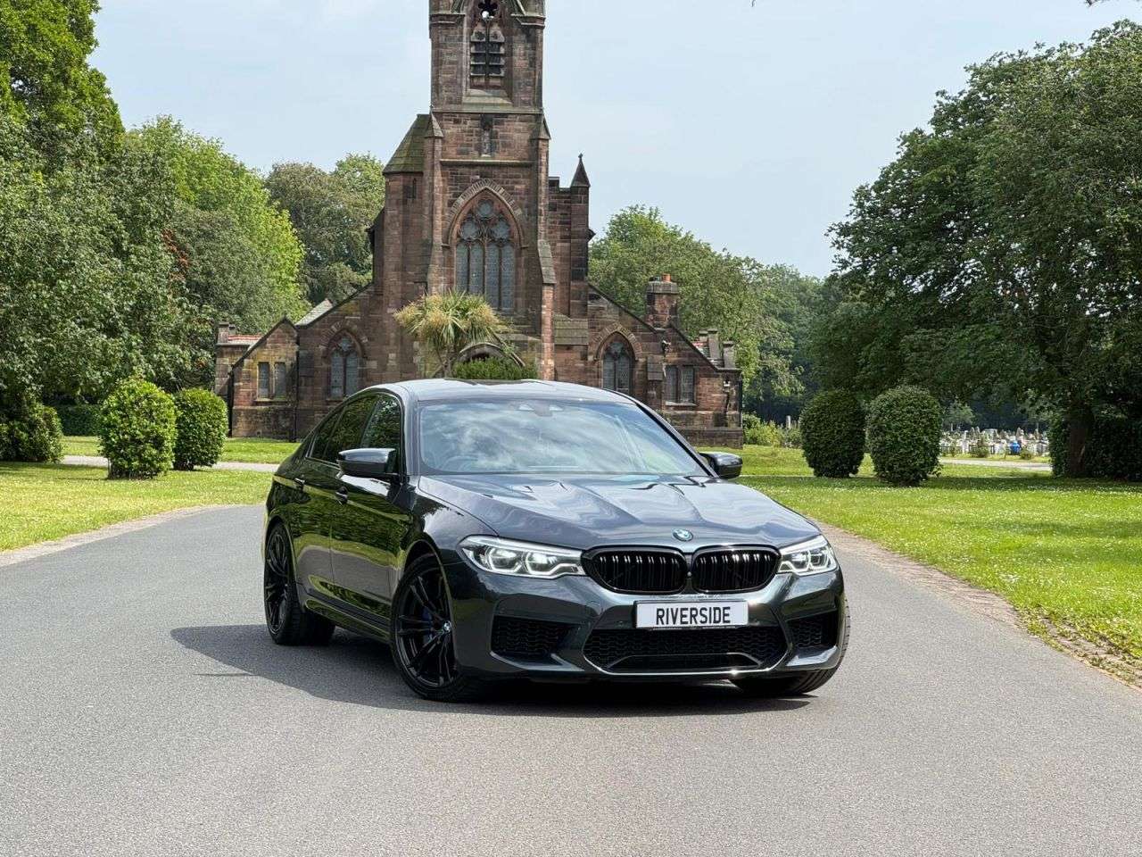 A 2019 BMW M5 4.4 V8 Saloon 4dr Petrol Steptronic xDrive Euro 6 (s/s) (600 ps) A 2019 BMW M5 4.4 V8 Saloon 4dr Petrol Steptronic xDrive Euro 6 (s/s) (600 ps)