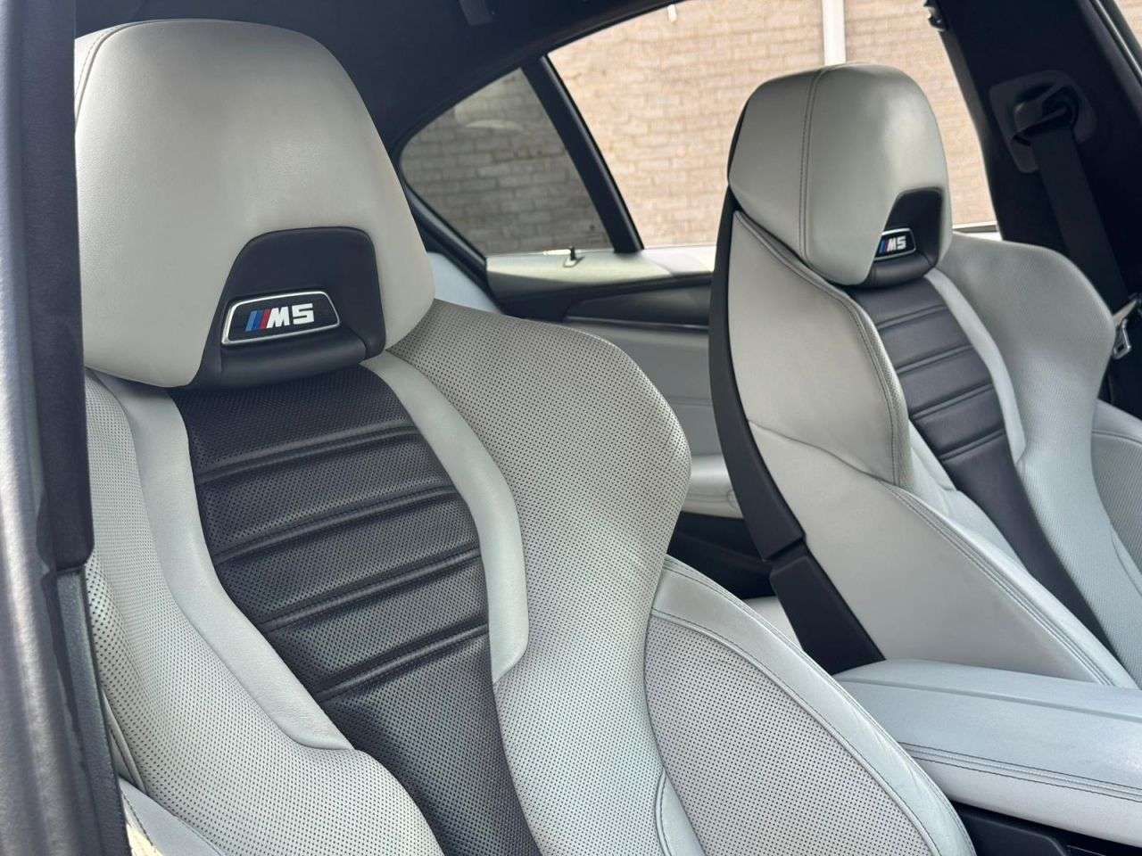 A 2019 BMW M5 4.4 V8 Saloon 4dr Petrol Steptronic xDrive Euro 6 (s/s) (600 ps) A 2019 BMW M5 4.4 V8 Saloon 4dr Petrol Steptronic xDrive Euro 6 (s/s) (600 ps)