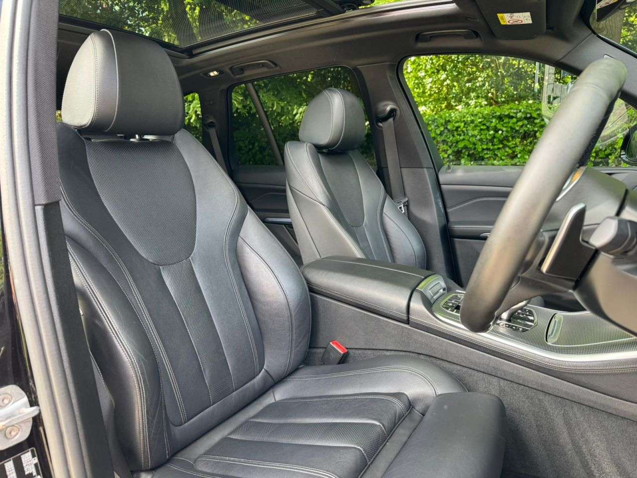 A 2019 BMW X5 3.0 30d M Sport SUV 5dr Diesel Auto xDrive Euro 6 (s/s) (265 ps) A 2019 BMW X5 3.0 30d M Sport SUV 5dr Diesel Auto xDrive Euro 6 (s/s) (265 ps)
