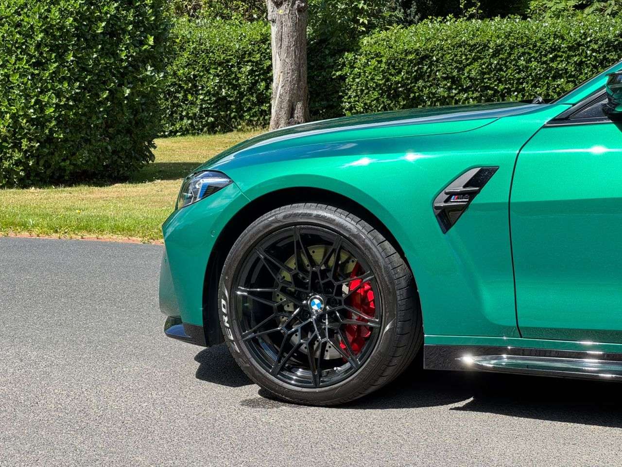 2025 BMW M4 2025 BMW M4