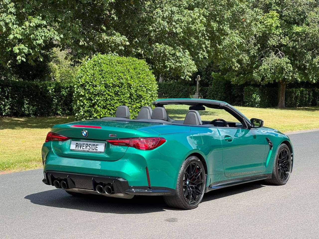 2025 BMW M4 2025 BMW M4