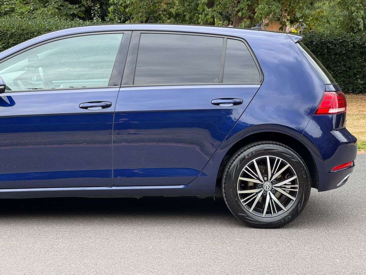 2017 VOLKSWAGEN GOLF 2017 VOLKSWAGEN GOLF