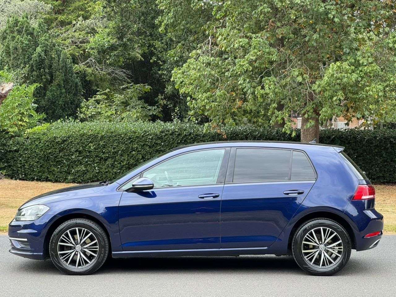 2017 VOLKSWAGEN GOLF 2017 VOLKSWAGEN GOLF