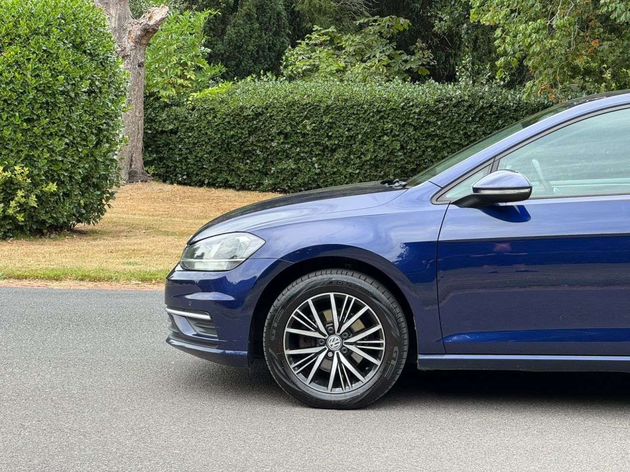 2017 VOLKSWAGEN GOLF 2017 VOLKSWAGEN GOLF