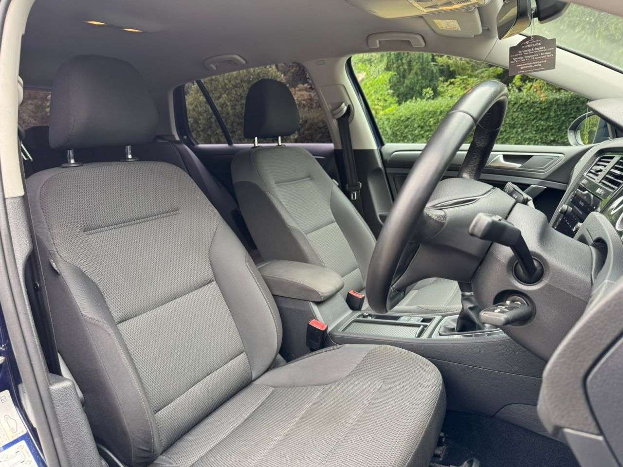 2017 VOLKSWAGEN GOLF 2017 VOLKSWAGEN GOLF