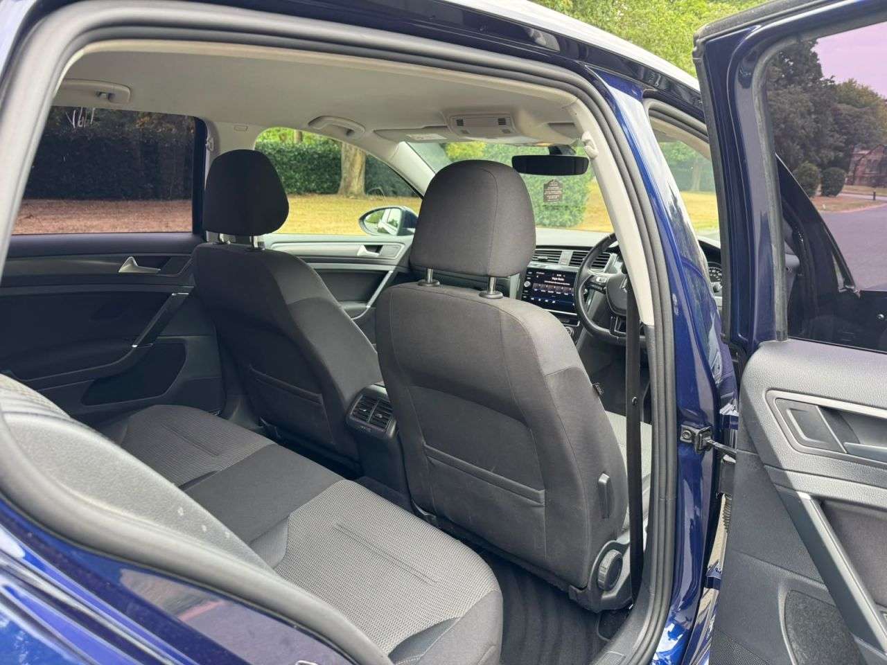 2017 VOLKSWAGEN GOLF 2017 VOLKSWAGEN GOLF