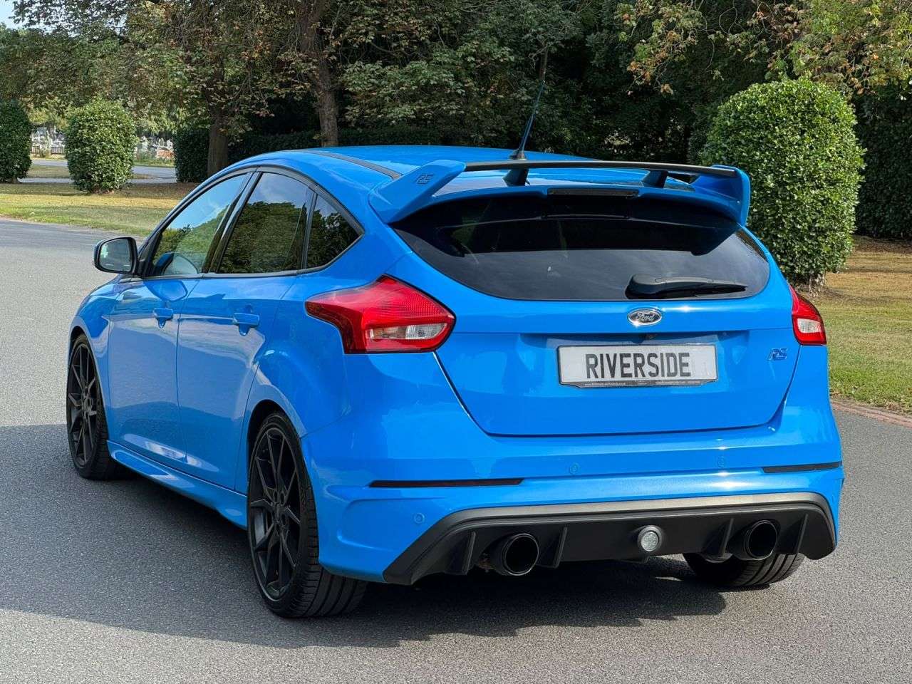 A 2017 FORD FOCUS 2.3T EcoBoost RS Hatchback 5dr Petrol Manual AWD Euro 6 (s/s) (350 ps) A 2017 FORD FOCUS 2.3T EcoBoost RS Hatchback 5dr Petrol Manual AWD Euro 6 (s/s) (350 ps)