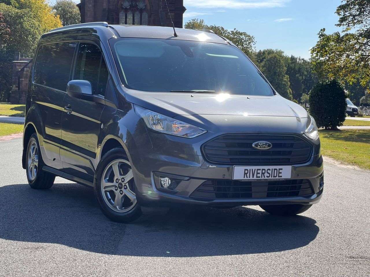 A 2019 FORD TRANSIT CONNECT 1.5 200 EcoBlue Limited Panel Van 5dr Diesel Auto L1 Euro 6 (s/s) (120 ps) A 2019 FORD TRANSIT CONNECT 1.5 200 EcoBlue Limited Panel Van 5dr Diesel Auto L1 Euro 6 (s/s) (120 ps)