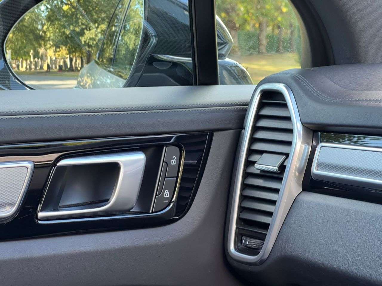2023 PORSCHE CAYENNE 2023 PORSCHE CAYENNE