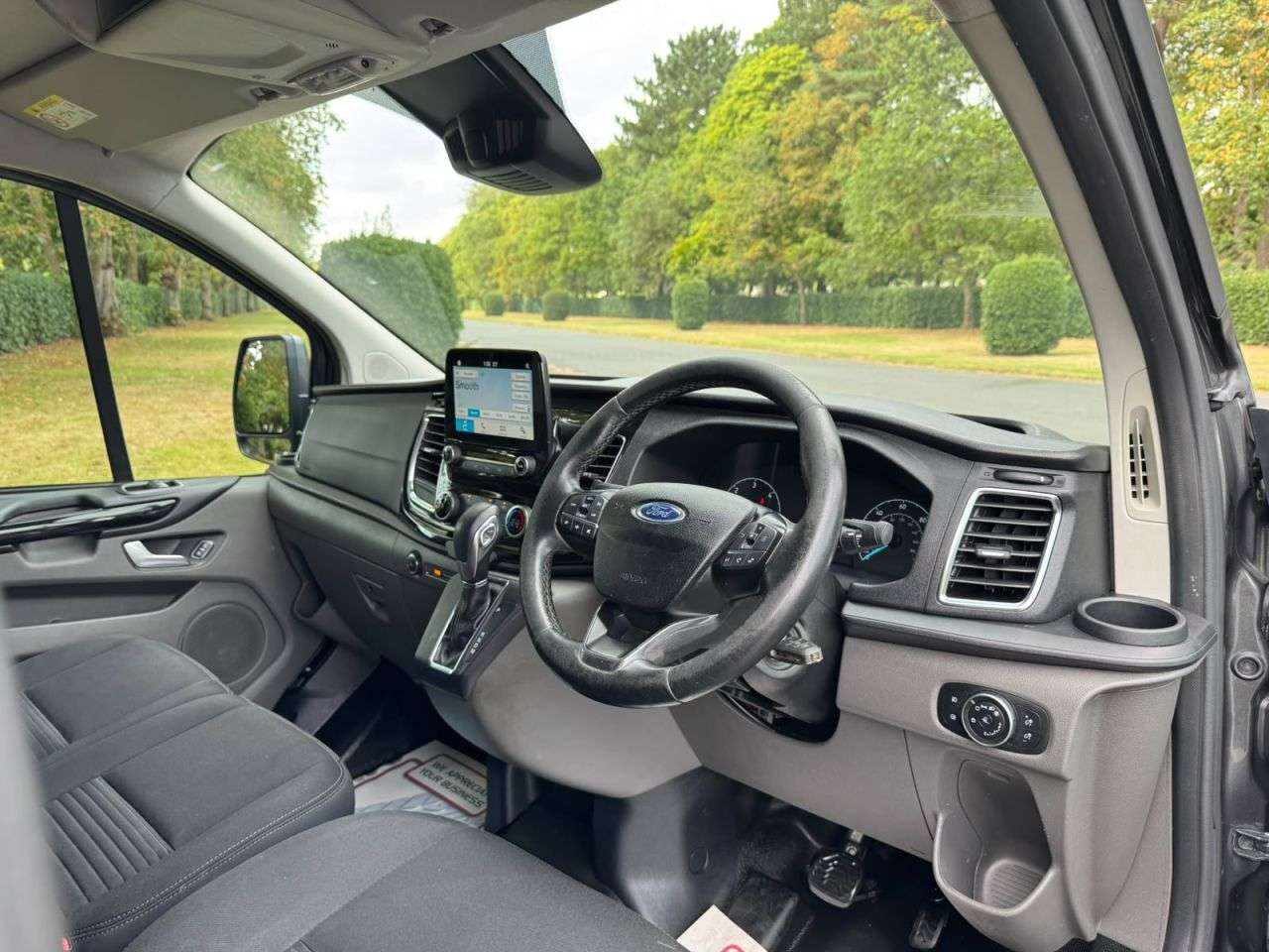 A 2019 FORD TRANSIT CUSTOM 2.0 280 EcoBlue Limited Panel Van 5dr Diesel Auto L1 H1 Euro 6 (s/s) (130 p A 2019 FORD TRANSIT CUSTOM 2.0 280 EcoBlue Limited Panel Van 5dr Diesel Auto L1 H1 Euro 6 (s/s) (130 p