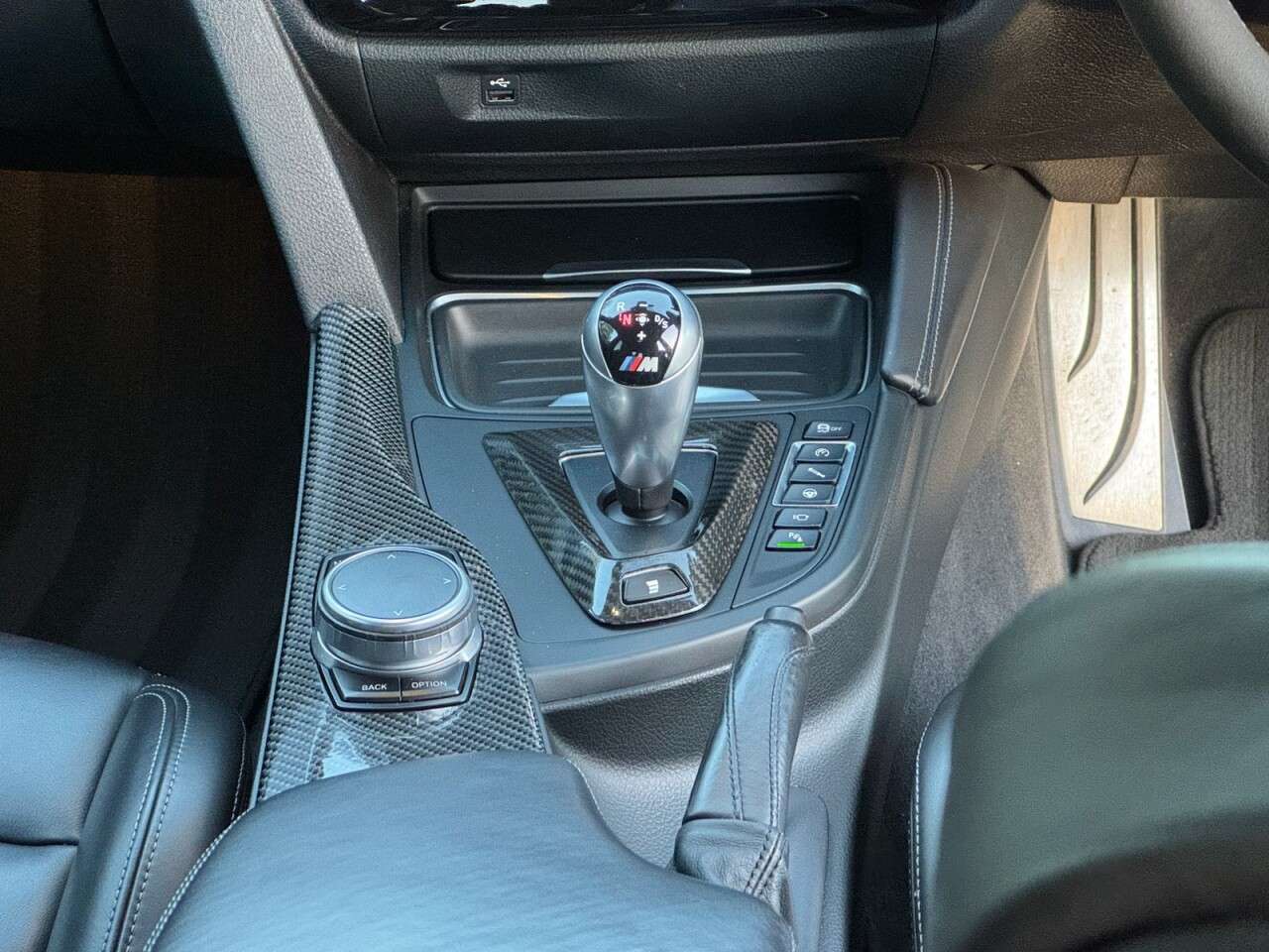 2017 BMW M3 2017 BMW M3