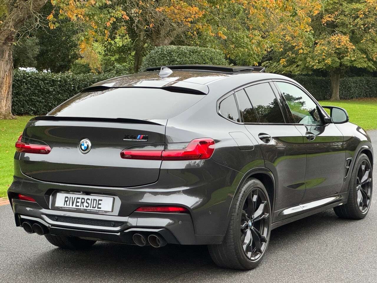 A 2019 BMW X4 M COMPETITION A 2019 BMW X4 M COMPETITION