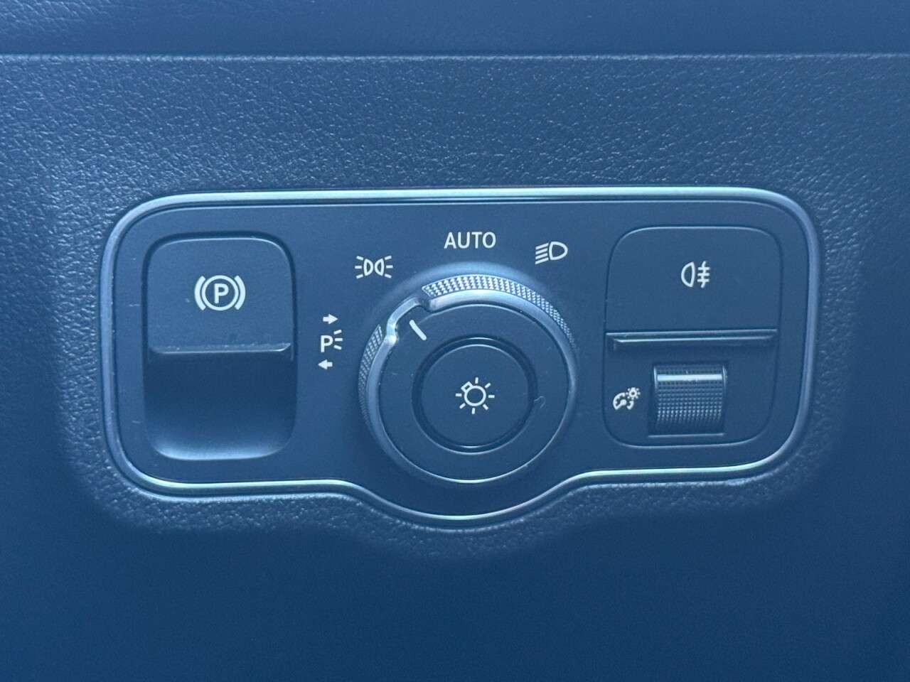 2023 MERCEDES-BENZ GLB 2023 MERCEDES-BENZ GLB