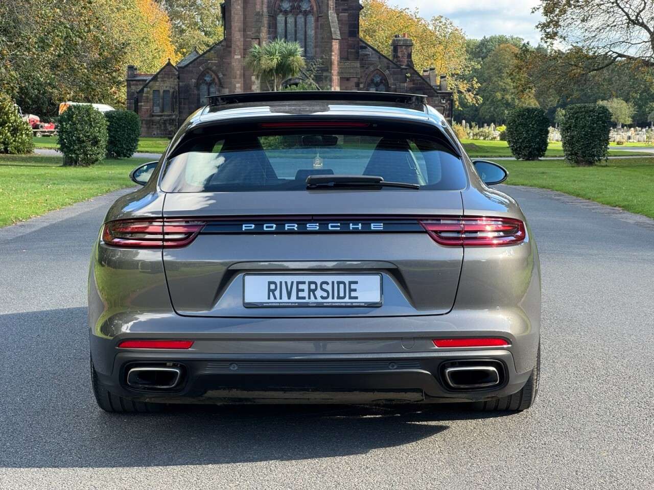 2018 PORSCHE PANAMERA 2018 PORSCHE PANAMERA