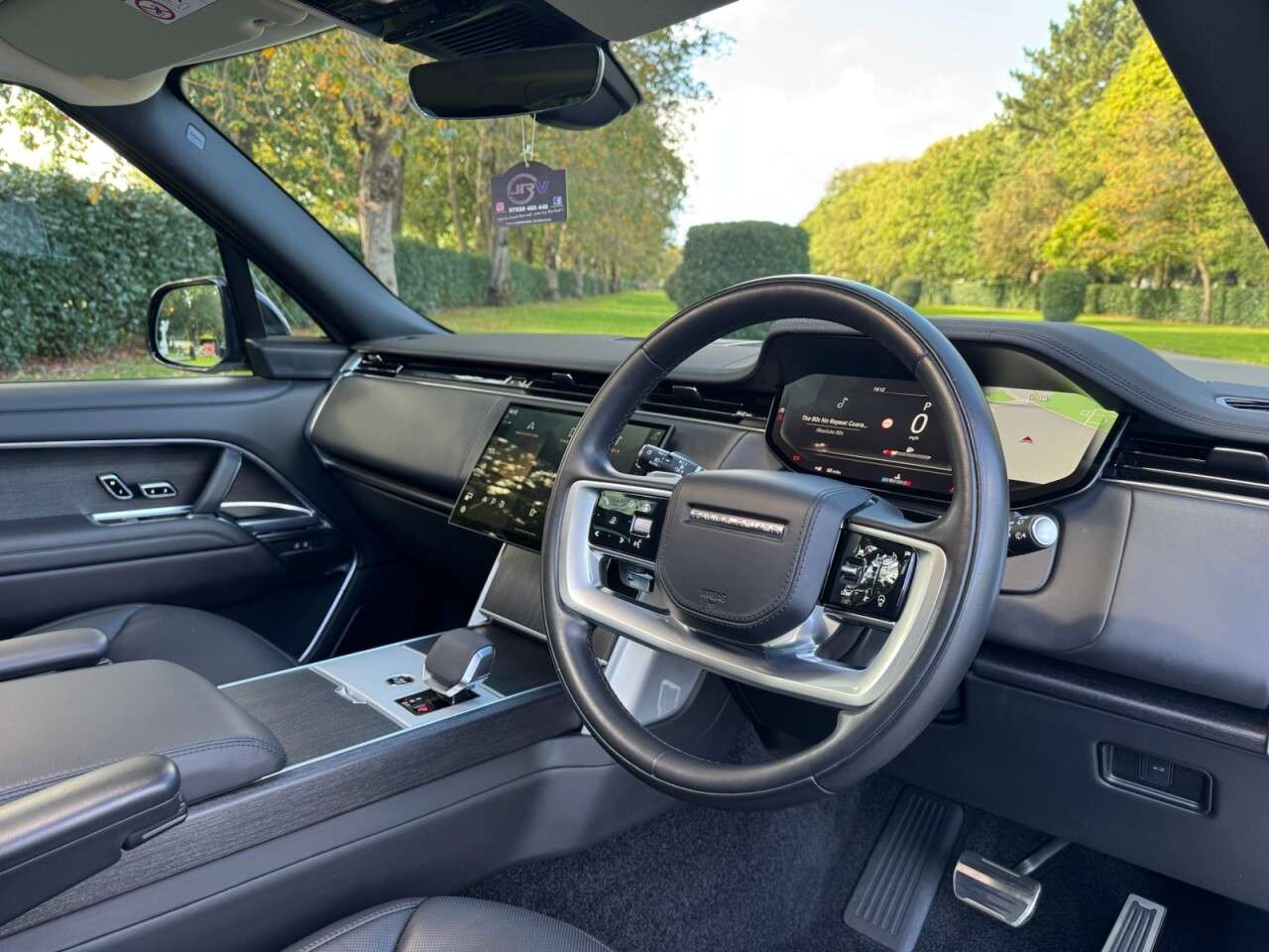 A 2024 LAND ROVER RANGE ROVER 3.0 D350 MHEV HSE SUV 5dr Diesel Auto 4WD Euro 6 (s/s) (350 ps) A 2024 LAND ROVER RANGE ROVER 3.0 D350 MHEV HSE SUV 5dr Diesel Auto 4WD Euro 6 (s/s) (350 ps)