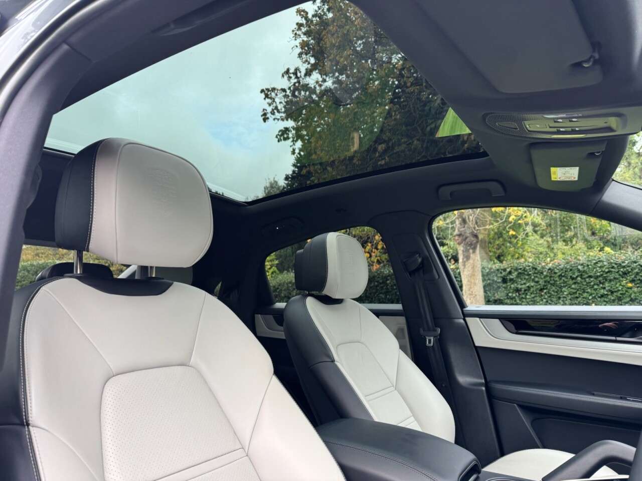 2024 PORSCHE CAYENNE 2024 PORSCHE CAYENNE