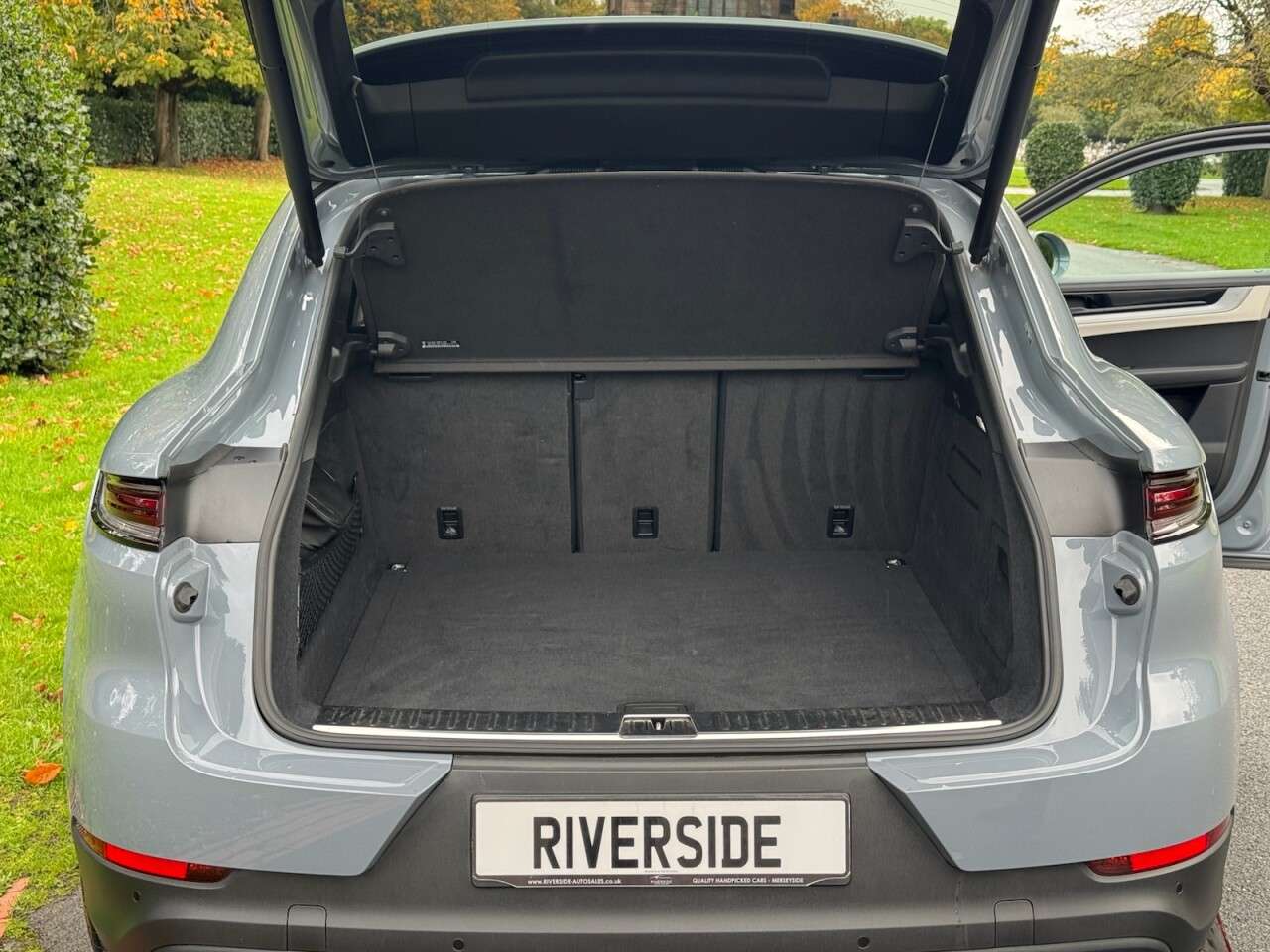 2024 PORSCHE CAYENNE 2024 PORSCHE CAYENNE