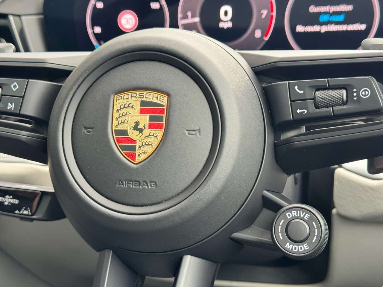2024 PORSCHE CAYENNE 2024 PORSCHE CAYENNE