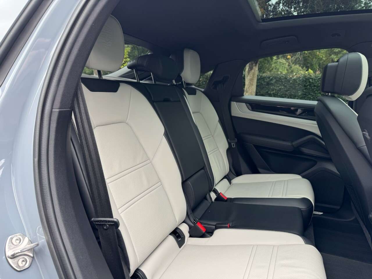 2024 PORSCHE CAYENNE 2024 PORSCHE CAYENNE