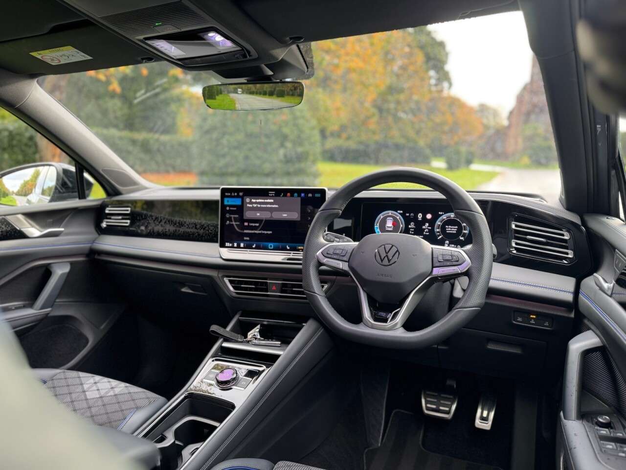 A 2026 VOLKSWAGEN TIGUAN 2.0 TDI R-Line SUV 5dr Diesel DSG Euro 6 (s/s) (150 ps) A 2026 VOLKSWAGEN TIGUAN 2.0 TDI R-Line SUV 5dr Diesel DSG Euro 6 (s/s) (150 ps)