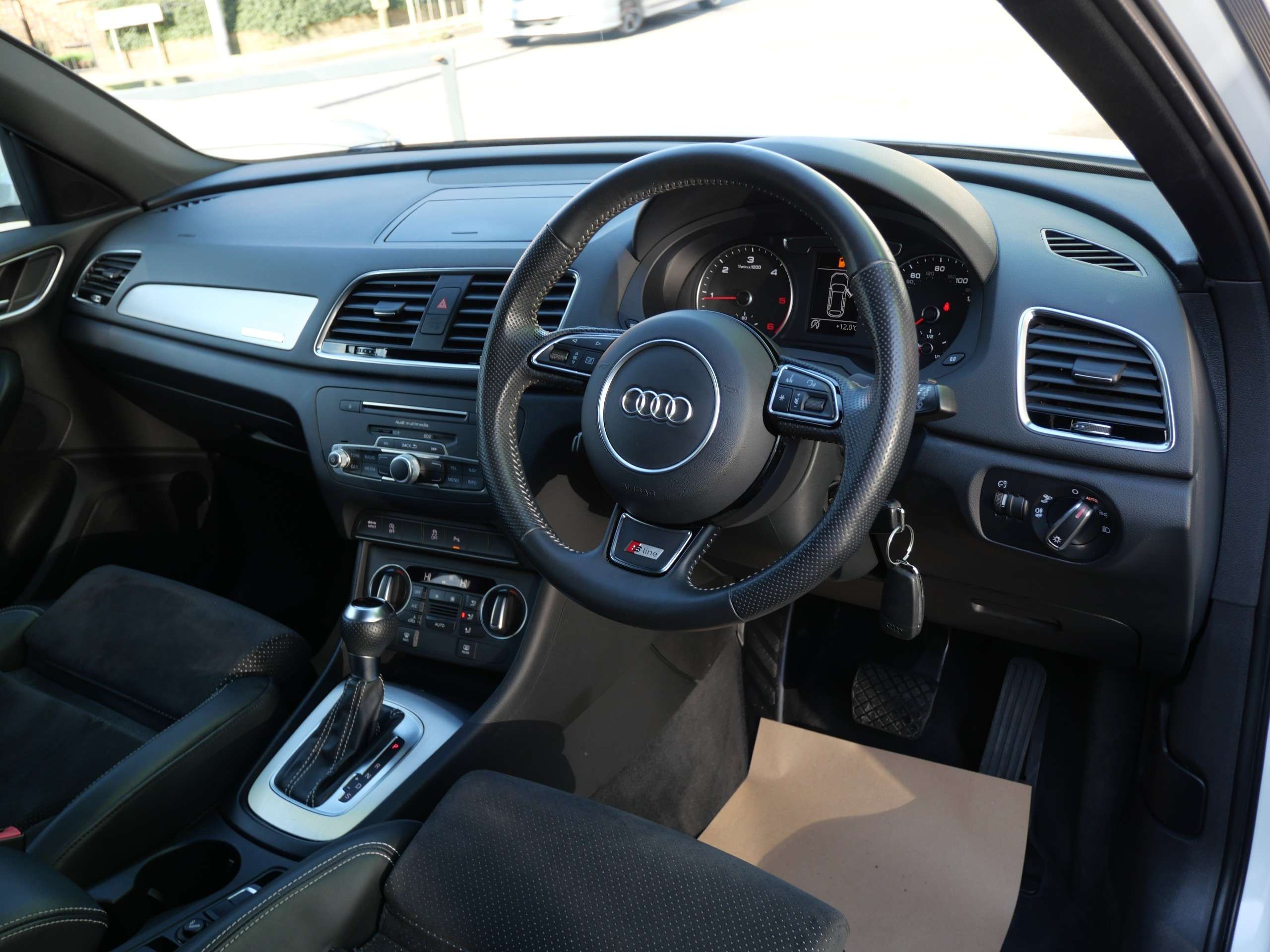 2016 AUDI Q3 2016 AUDI Q3