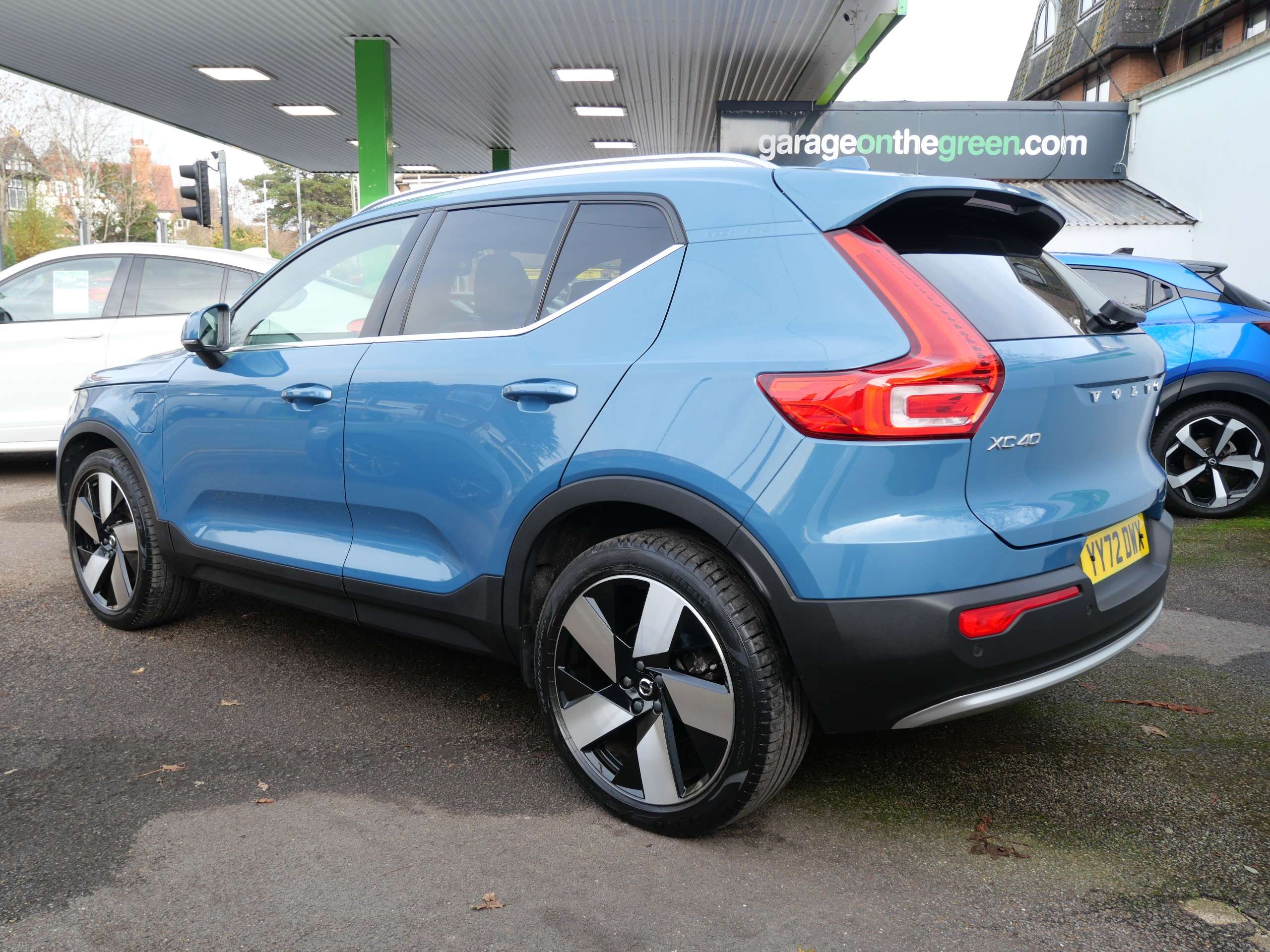 2022 VOLVO XC40 2022 VOLVO XC40