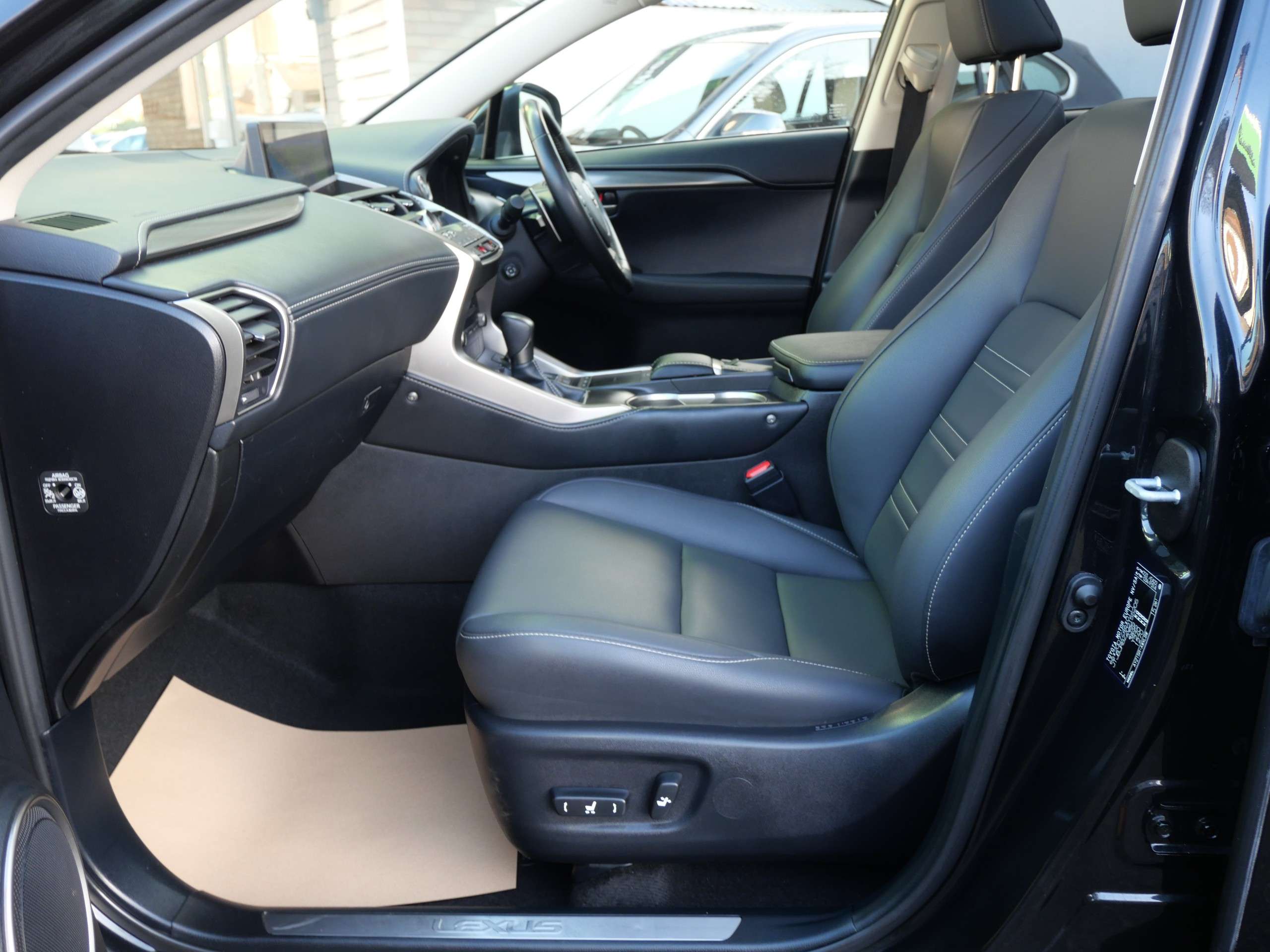 2021 LEXUS NX 2021 LEXUS NX