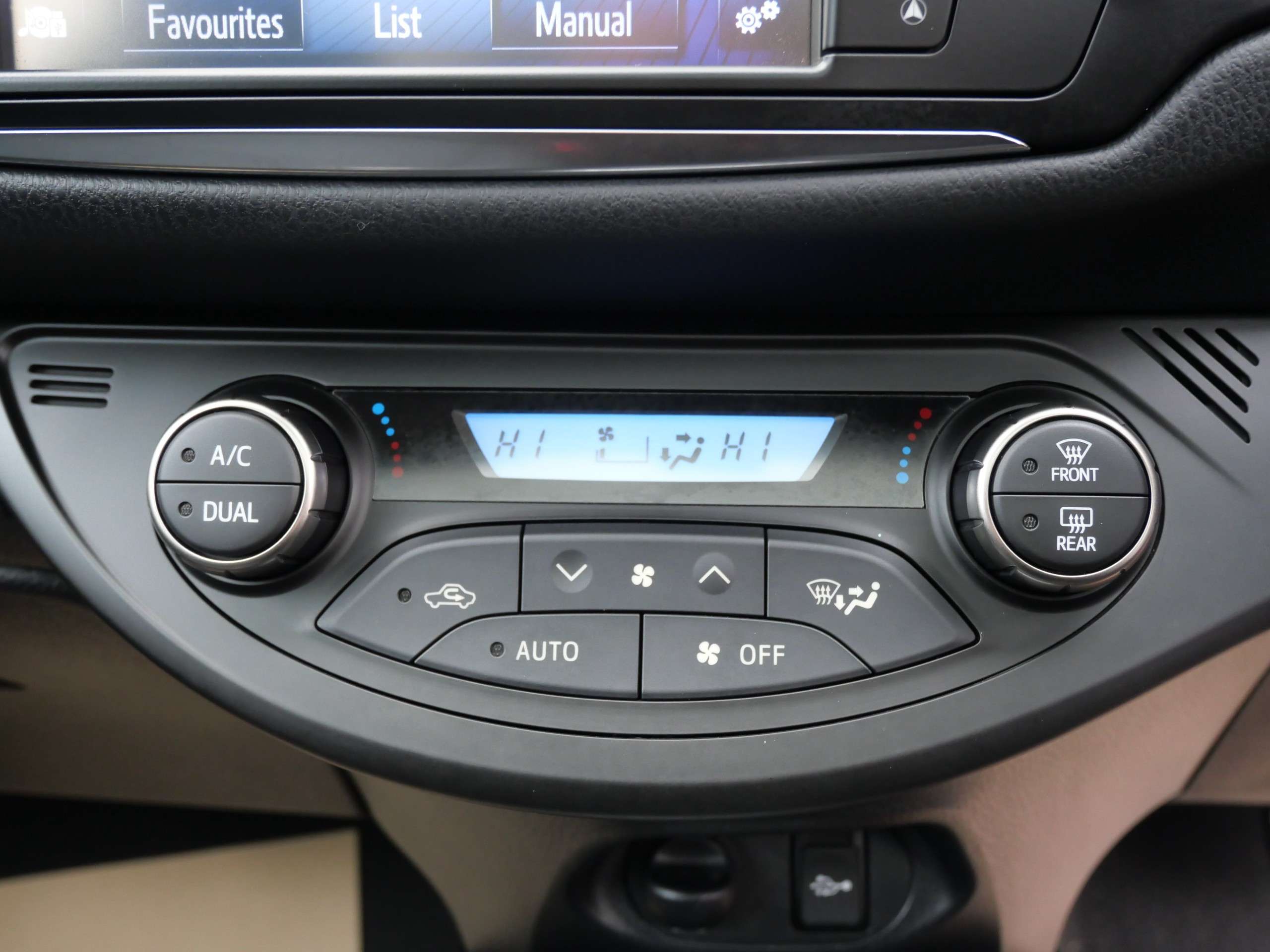 2016 TOYOTA YARIS 2016 TOYOTA YARIS