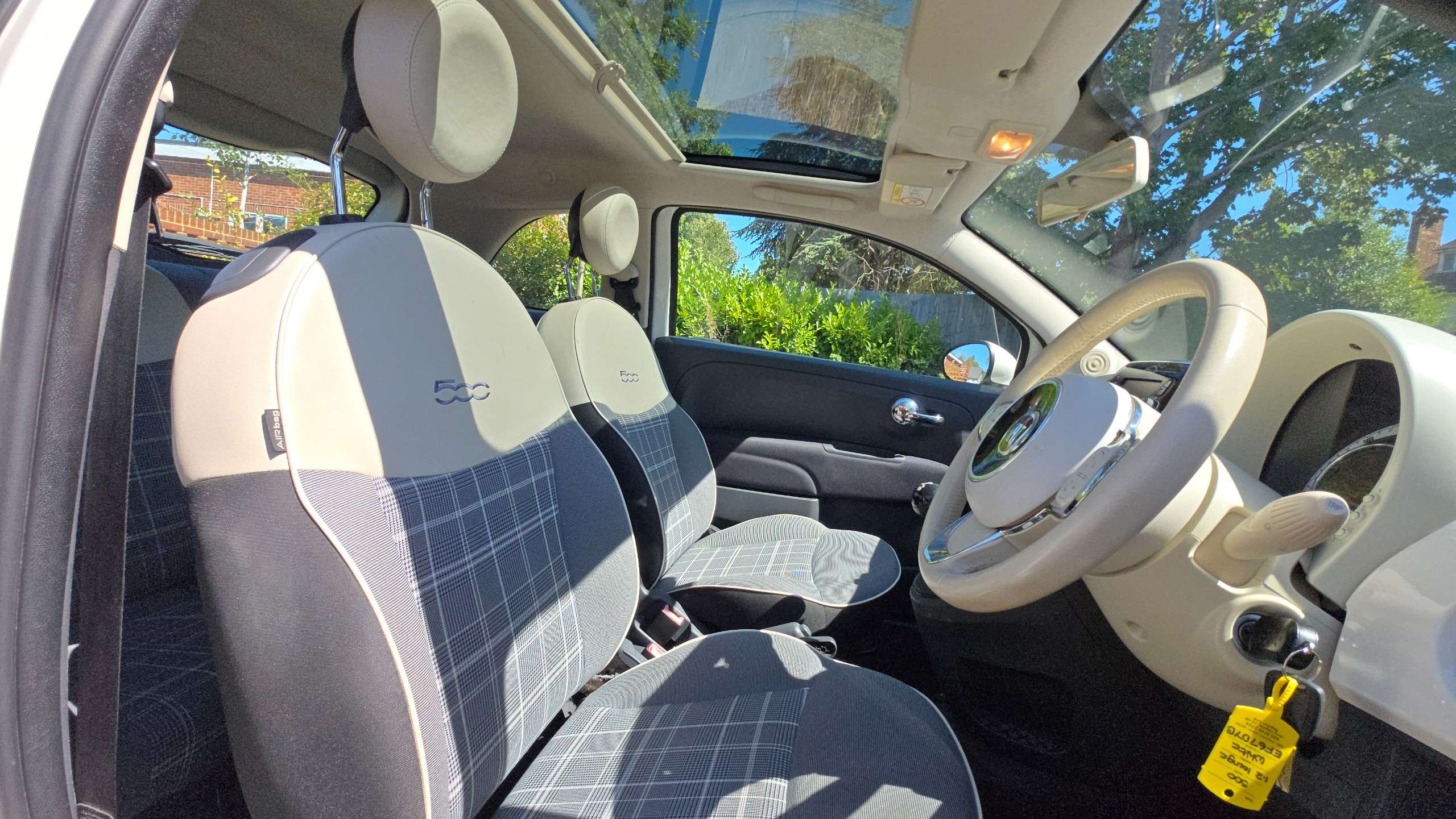 2017 FIAT 500 2017 FIAT 500