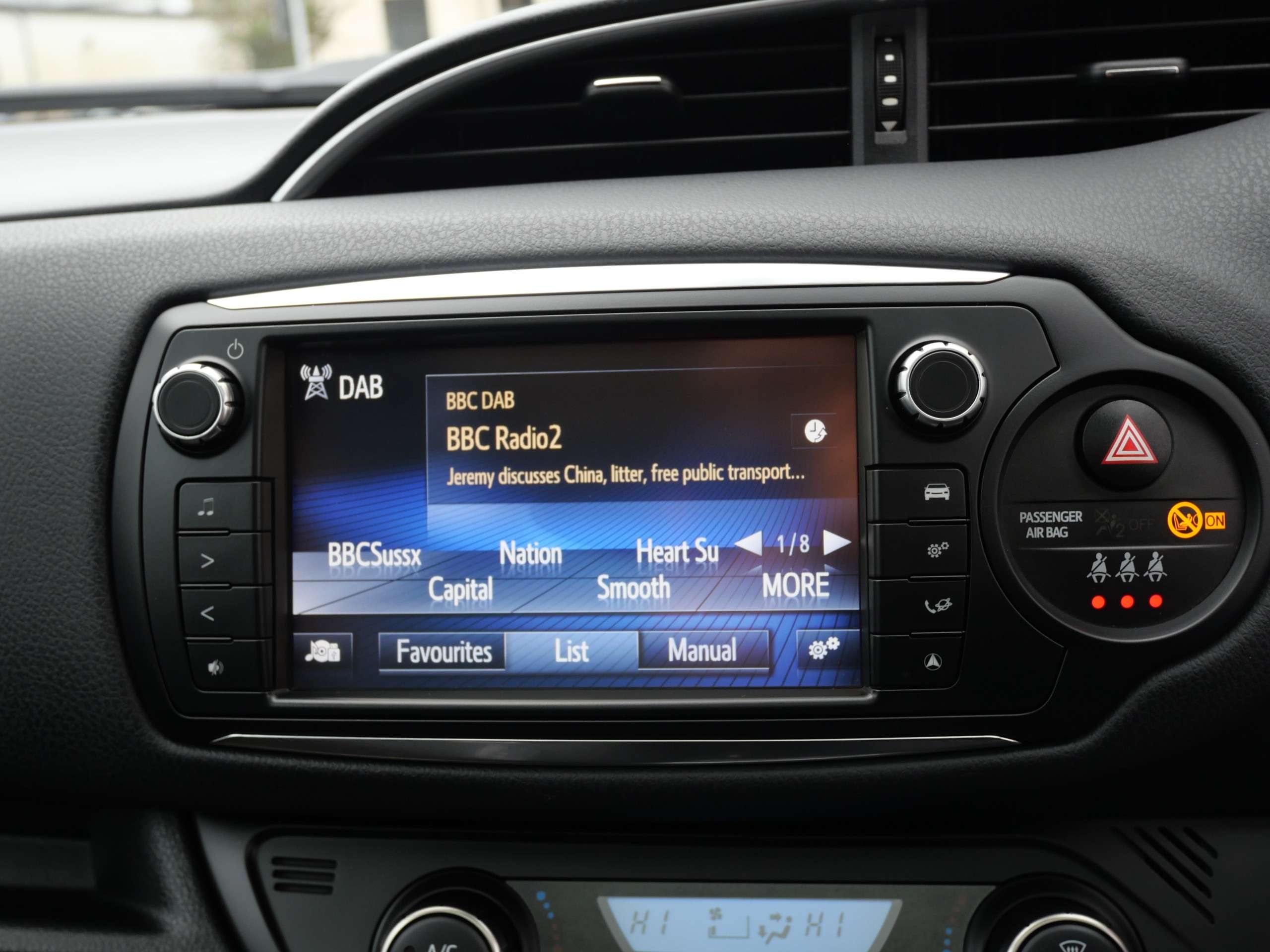 2016 TOYOTA YARIS 2016 TOYOTA YARIS