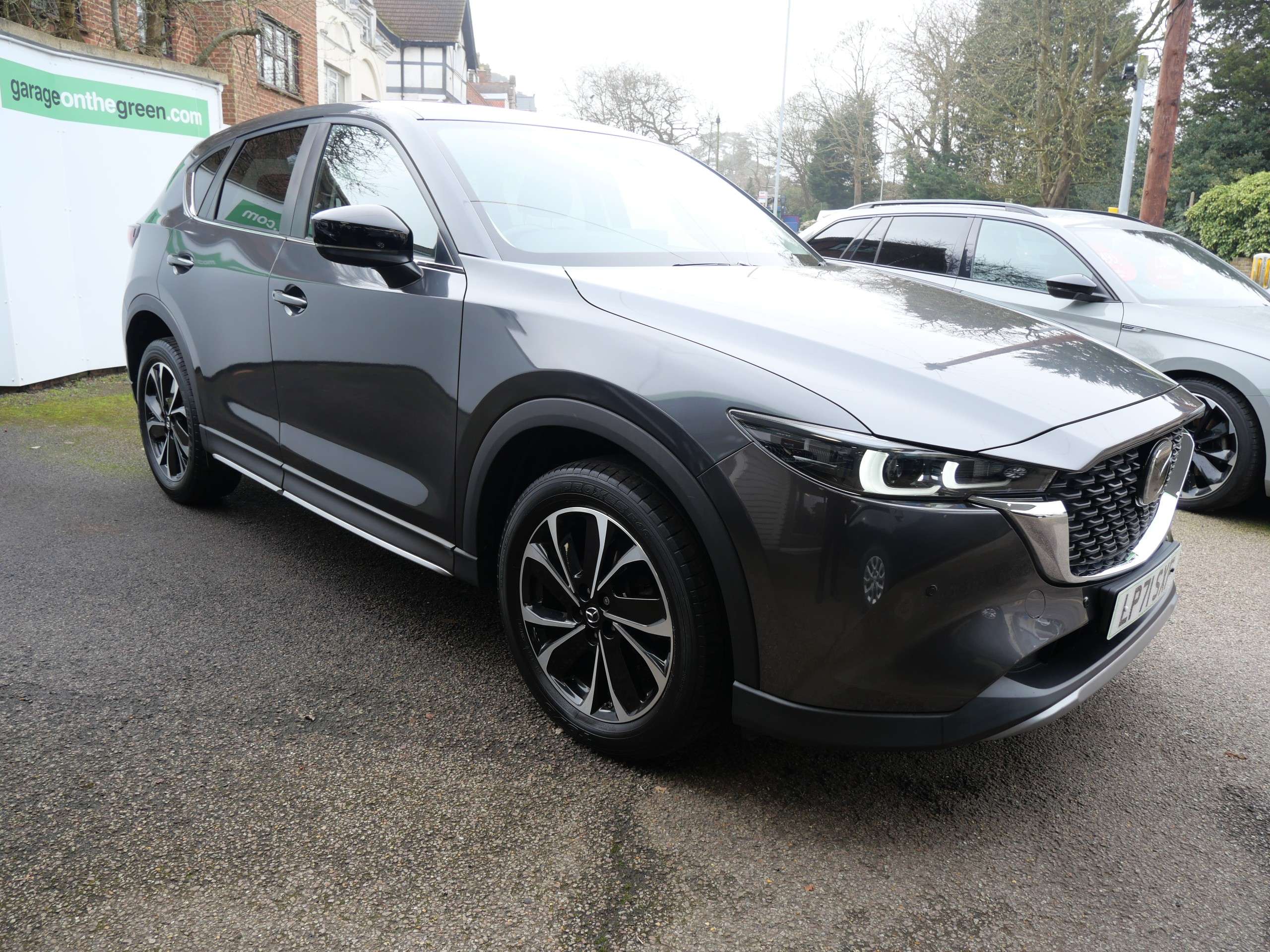 A 2022 MAZDA CX-5 2.0 SKYACTIV-G Newground Euro 6 (s/s) 5dr A 2022 MAZDA CX-5 2.0 SKYACTIV-G Newground Euro 6 (s/s) 5dr