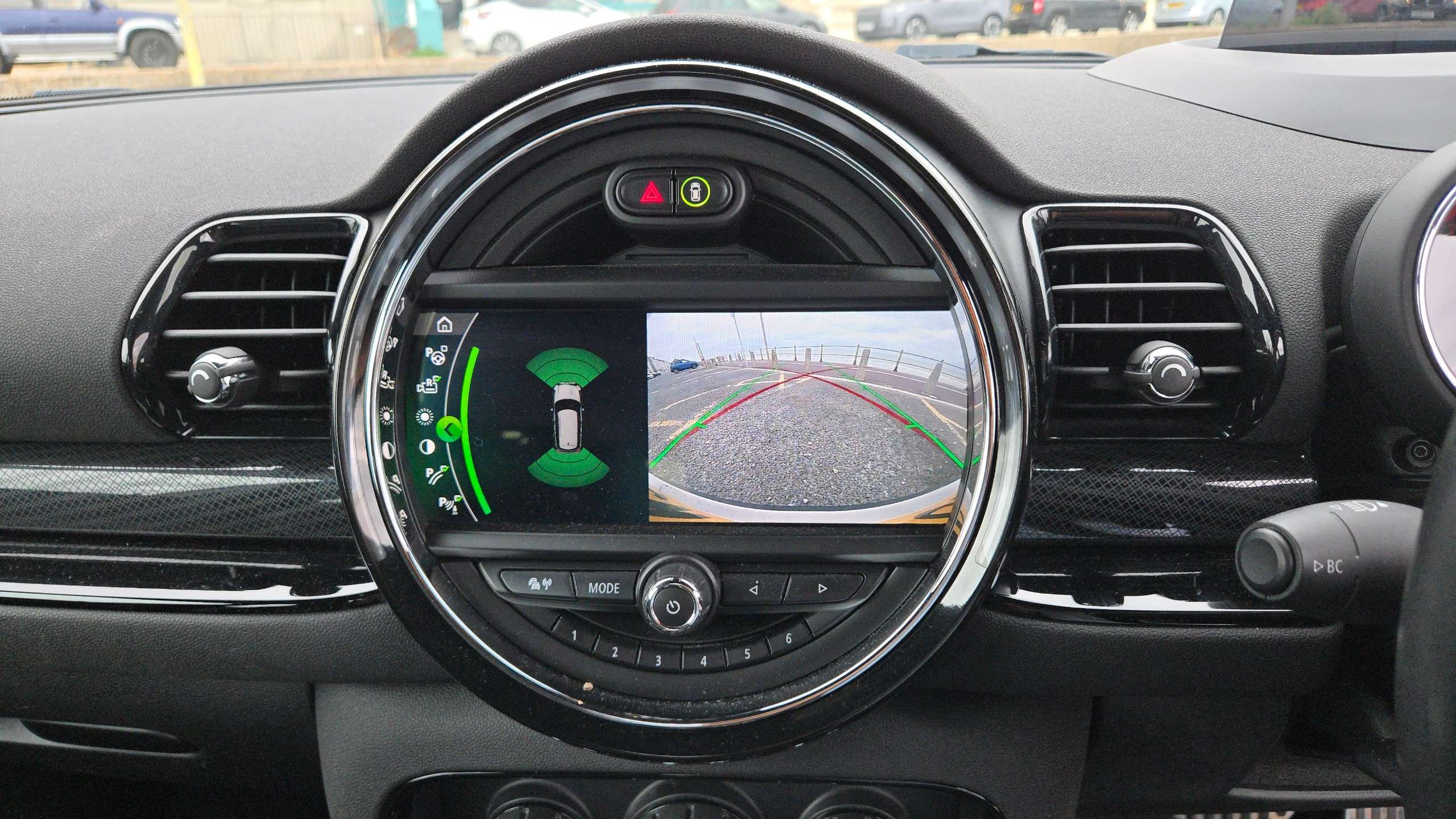 2019 MINI CLUBMAN 2019 MINI CLUBMAN